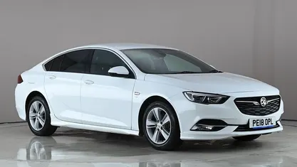 Used Vauxhall Insignia SRi 136 HP (100 kW) 2018 Hatchback