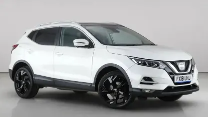 Used Nissan Qashqai Tekna 116 HP (85 kW) 2018 White SUV