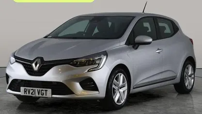 Used Renault Clio V Play 65 HP (47 kW) 2021 Hatchback