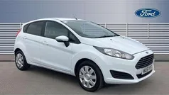 White Used 2015 Ford Fiesta Style Hatchback | £5,037 (Fair price)
