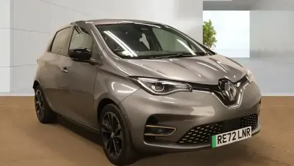 Used Renault Zoe Iconic 100 kW (136 HP) 2023 Grey Hatchback