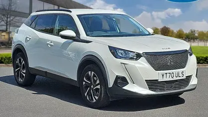 Used Peugeot 2008 Allure 131 HP (96 kW) 2020 White SUV