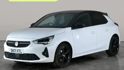 Usado Vauxhall Corsa Edition 131 HP (96 kW) 2022 Citadino