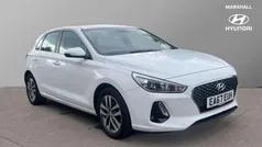 White Used 2017 Hyundai i30 SE Hatchback | £8,523 (Fair price)
