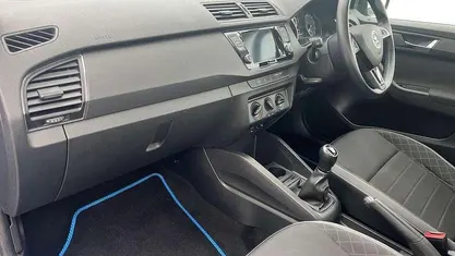 Used Skoda Fabia Colour Edition 95 HP (69 kW) 2020 Blue Hatchback