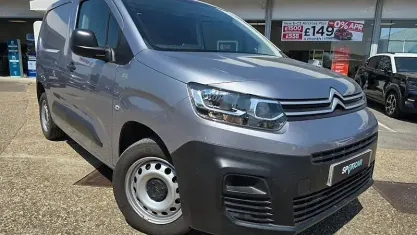 Used Citroën Berlingo 102 HP (75 kW) 2023 Grey MPV