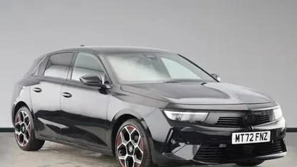 Used Vauxhall Astra GS Line 131 HP (96 kW) 2025 Hatchback