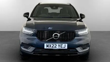 Used Volvo XC40 R-Design 211 HP (155 kW) 2021 SUV