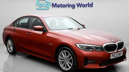 Used BMW 330e 292 HP (214 kW) 2022 Orange Sedan
