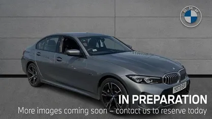 Begagnad BMW 330e M Sport 292 HK (214 kW) 2024 Grå Sedan