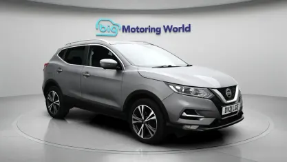 Gebraucht Nissan Qashqai N-Connecta 140 PS (102 kW) 2020 Grau SUV