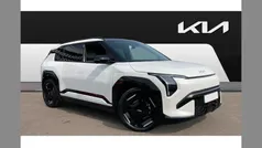 White Used 2025 Kia EV3 GT-Line S SUV | £39,128 (Fair price)