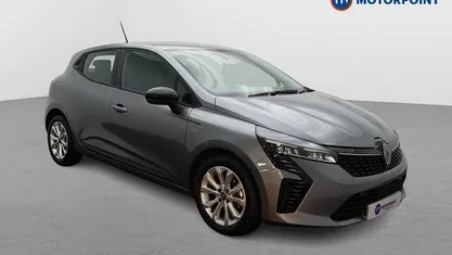 Used Renault Clio V Evolution 90 HP (66 kW) 2024 Grey Hatchback