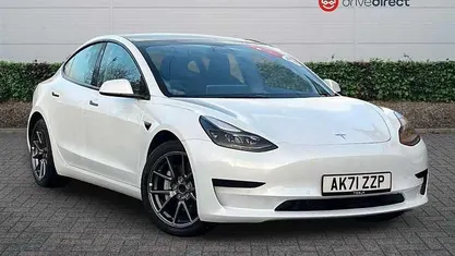 Used 2021 Tesla Model 3 Standard Range Sedan | £17,706 (Fair price)