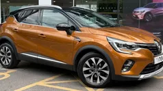 Orange Used 2021 Renault Captur Version S SUV | £13,195 (Fair price)