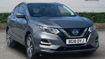 Used Nissan Qashqai N-Connecta 116 HP (85 kW) 2018 Grey SUV