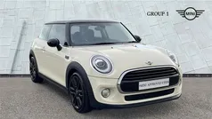 White Used 2018 Mini Cooper Hatch Hatchback | £8,695 (Fair price)
