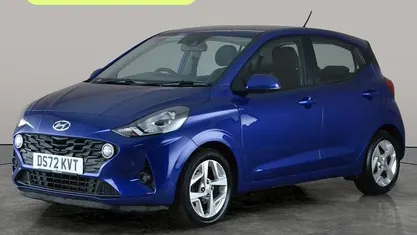 Used Hyundai i10 SE 67 HP (49 kW) 2023 Blue Hatchback