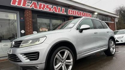 Używany VW Touareg R-line Plus 262 KM (192 kW) 2017 Srebrny SUV