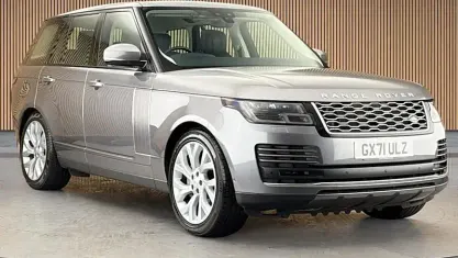 Used Land Rover Range Rover Vogue SE 300 HP (220 kW) 2021 Eiger grey SUV