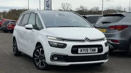 Used Citroën C4 SpaceTourer Flair 131 HP (96 kW) 2019 White MPV