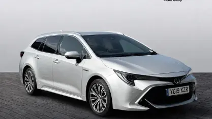 Used Toyota Corolla 184 HP (135 kW) 2022 Silver Estate