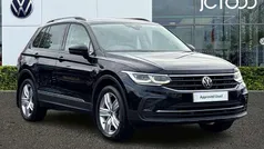 Black Used 2022 VW Tiguan Life SUV | £18,446 (Fair price)