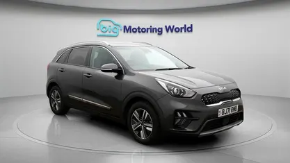 Used Kia Niro 141 HP (103 kW) 2021 Grey SUV