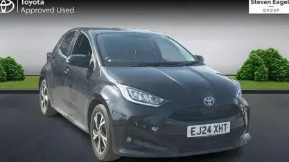 Used Toyota Yaris Design 116 HP (85 kW) 2024 Black Hatchback