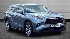 Silver Used 2022 Toyota Highlander SUV | £35,299 (Fair price)