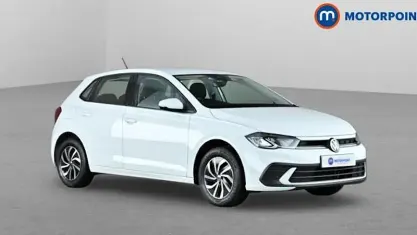Used VW Polo Life 80 HP (58 kW) 2024 White Hatchback