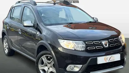 Used Dacia Sandero Lauréate 90 HP (66 kW) 2018 Hatchback