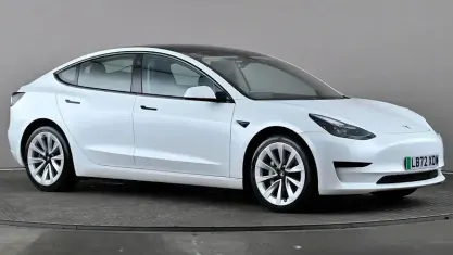 Used Tesla Model 3 Standard Range 180 kW (245 HP) 2023 Sedan