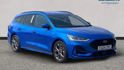 Used Ford Focus ST-Line 155 HP (114 kW) 2024 Blue Estate