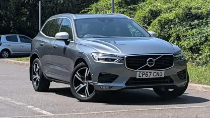 Used Volvo XC60 R-Design 190 HP (139 kW) 2019 SUV