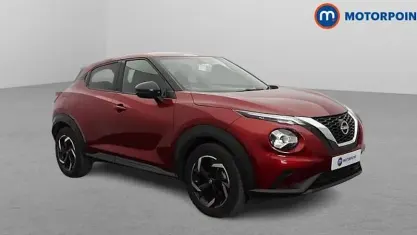 Used Nissan Juke N-Connecta 114 HP (83 kW) 2023 Red SUV