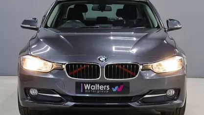 Used BMW 318 Sport Line 143 HP (105 kW) 2014 Mineral grey Sedan