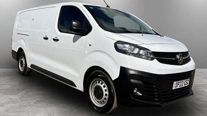 Used Vauxhall Vivaro 101 HP (74 kW) 2022 MPV