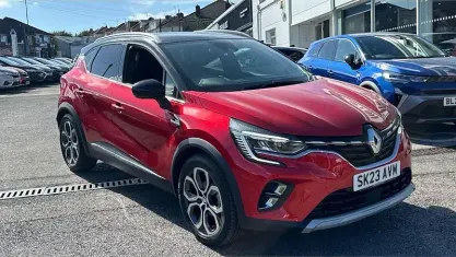 Used Renault Captur Techno 91 HP (66 kW) 2023 Red  SUV