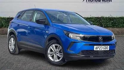 Used Vauxhall Grandland X Design Edition 131 HP (96 kW) 2023 SUV