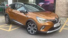 Orange Used 2022 Renault Captur SE SUV | £13,995 (Fair price)