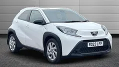 White Used 2023 Toyota Aygo PURE Hatchback | £13,301 (Fair price)