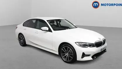Used BMW 318 Sport Line 156 HP (114 kW) 2021 White Sedan