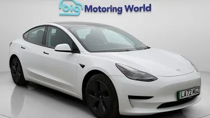 Used Tesla Model 3 RWD 222 kW (302 HP) 2022 White Sedan