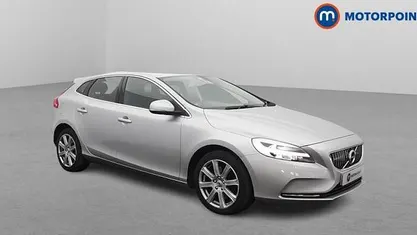 Used Volvo V40 Inscription 152 HP (111 kW) 2019 Hatchback