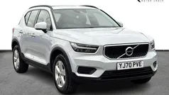 Glacier silver Used 2020 Volvo XC40 Momentum SUV | £18,821 (Fair price)