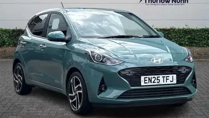 Used Hyundai i10 Premium 79 HP (58 kW) 2025 Green Hatchback