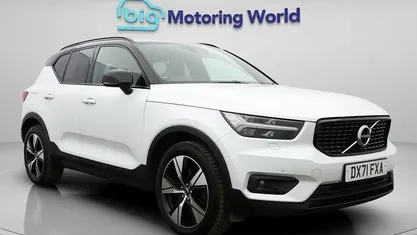 Used Volvo XC40 R-Design 211 HP (155 kW) 2021 SUV