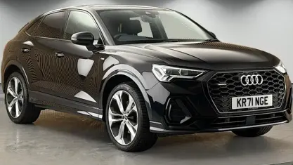 Used Audi Q3 Sportback Black Edition 190 HP (139 kW) 2022 Mythos black metallic/mythos black metallic SUV