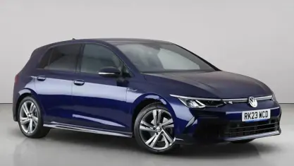 Used VW Golf VIII R-line 150 HP (110 kW) 2023 Blue Hatchback